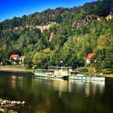 Saechsischer Familienurlaub, Struppen, Cleaning Included Апартаменты *